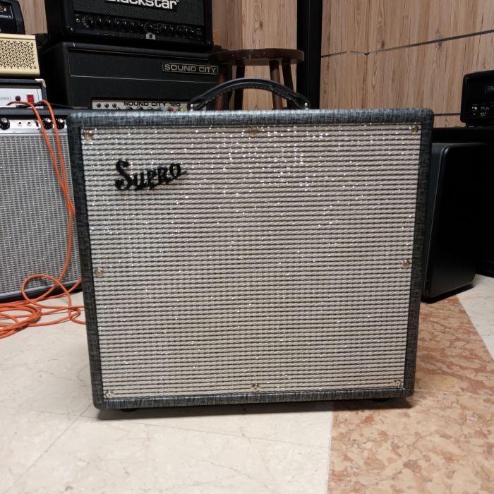 SUPRO 1695T BLACK MAGICK 25-WATT 1X12 GUITAR COMBO USATO main product photo