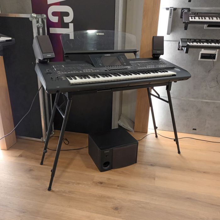 TASTIERA YAMAHA TYROS 4 CON FLIGHTCASE+KIT CASSE USATA main product photo