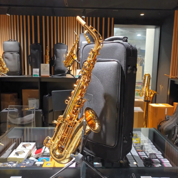 SAX CONTRALTO YOSHIDA USATO